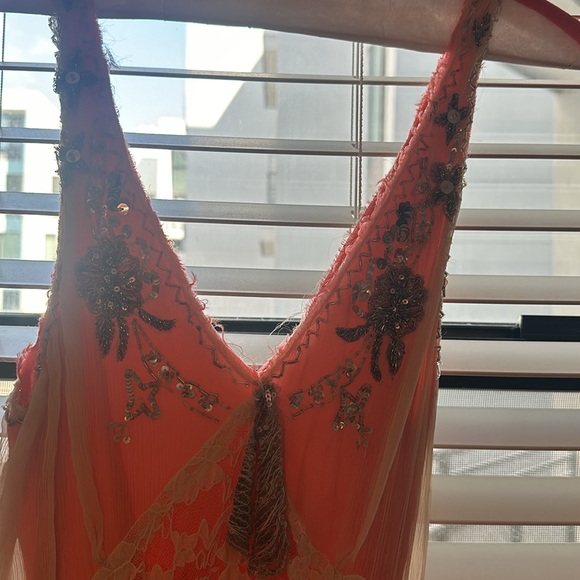 Stunning free people sheer lace with orange underlay dreas - Picture 3 of 4